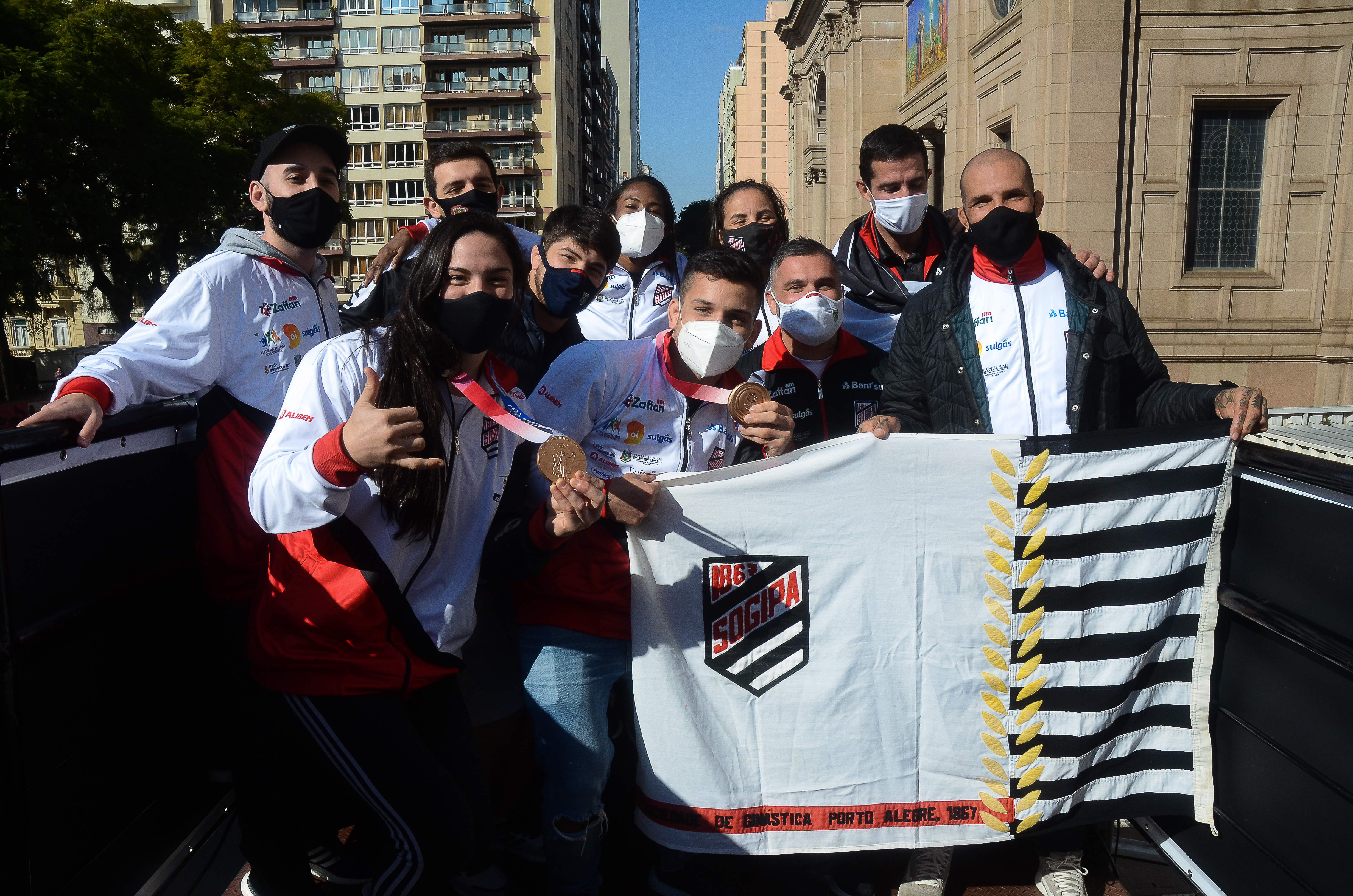 Atletas da Sociedade de Ginástica Porto Alegre – SOGIPA-RS e Minas Tênis Clube-MG retornam aos Clubes após conquista de medalhas nos Jogos Olímpicos de Tóquio