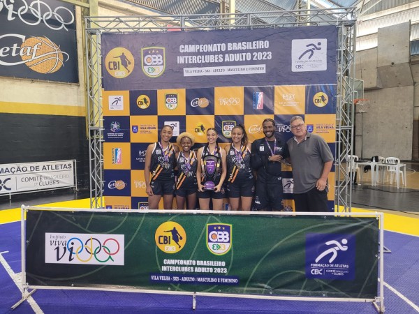 Futuros Craques campeão do Feminino