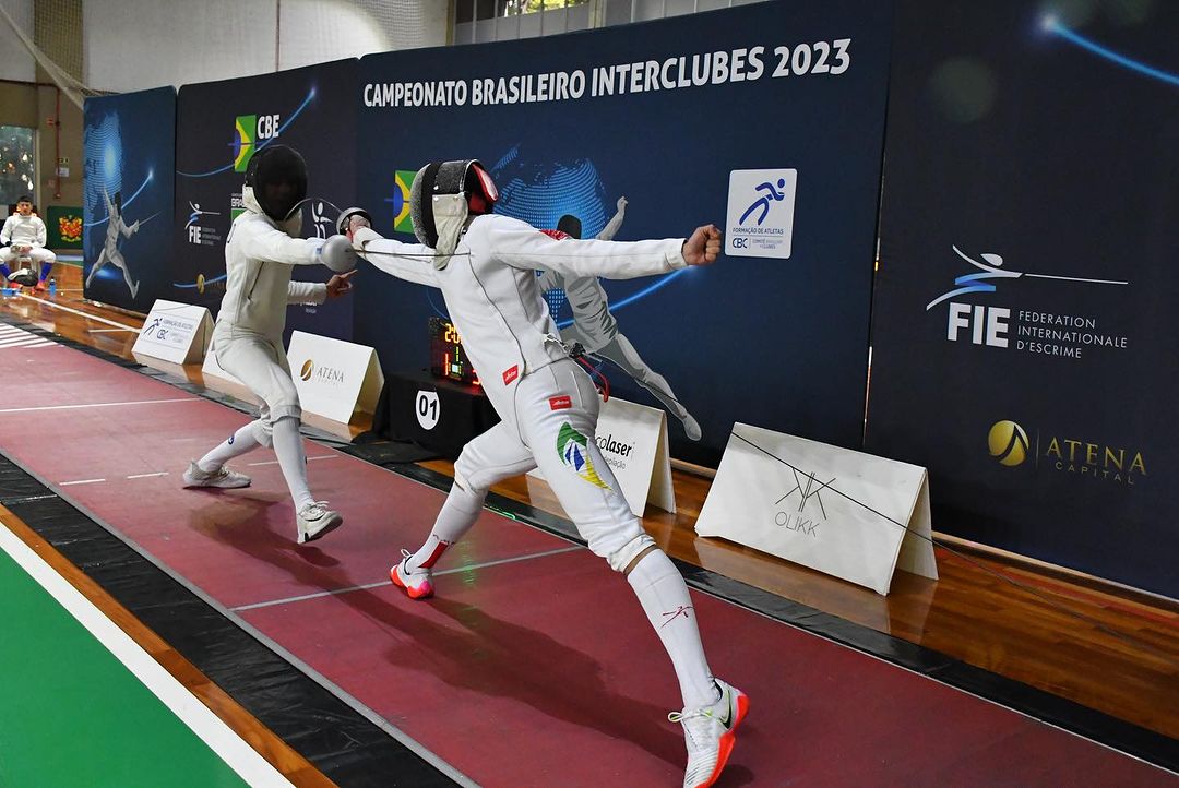 Clube Curitibano sedia CBI® de Esgrima