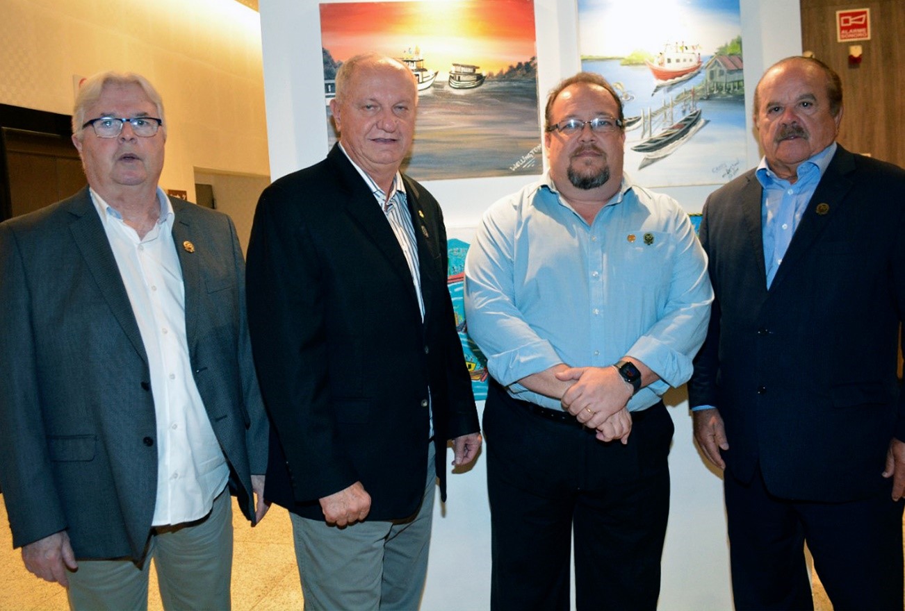 PRESIDENTE DO CBC PARTICIPA DAS COMEMORAÇÕES DOS 30 ANOS DO SINDICLUBES PA