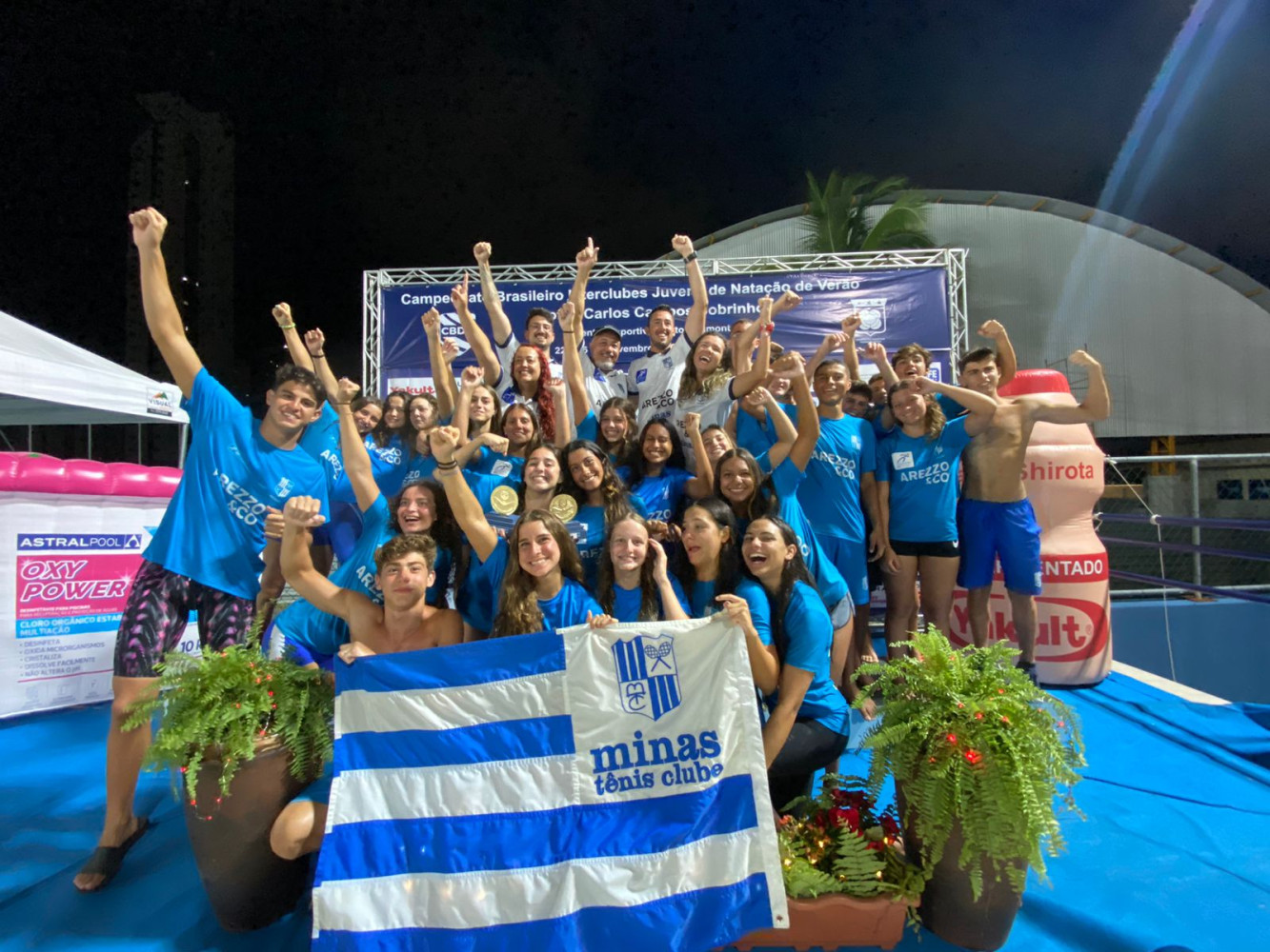 equipe de natação do minas tênis clube