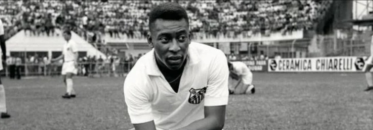 Velório de Pelé acontece em Santos/SP 