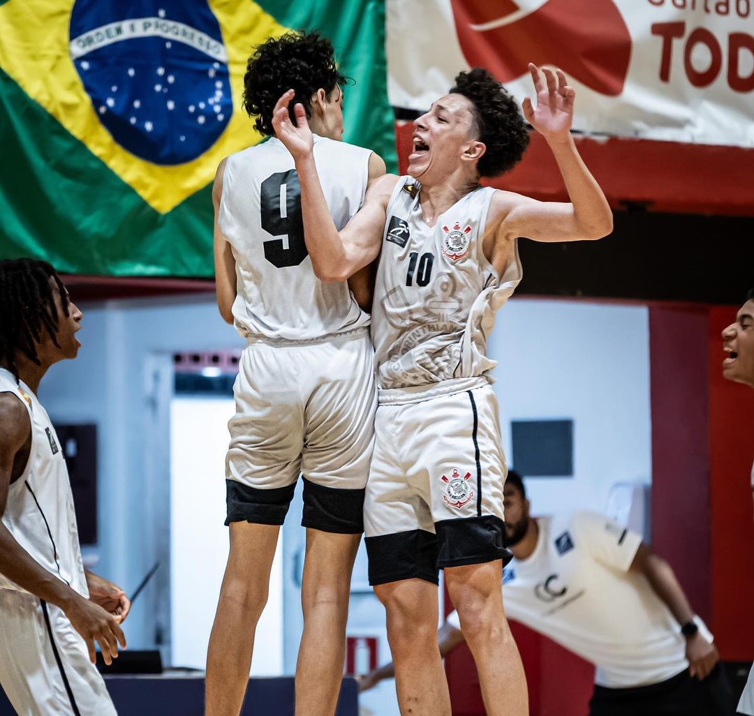 Corinthians é campeão do basquete sub 15 masculino