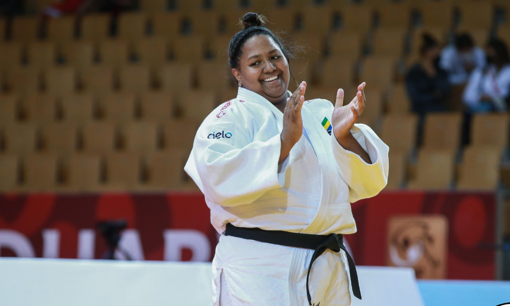 Beatriz Souza atleta do Pinheiros